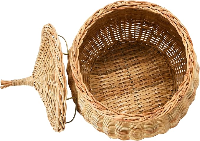Creative Co-Op Hand-Woven Wicker Baskets with Lids, Set of 2