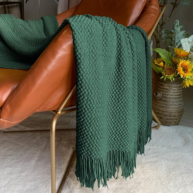 LOMAO Knitted Throw Blanket with Tassels Bubble Textured Lightweight Throws for Couch Cover Home Decor (Green, 60x80)
