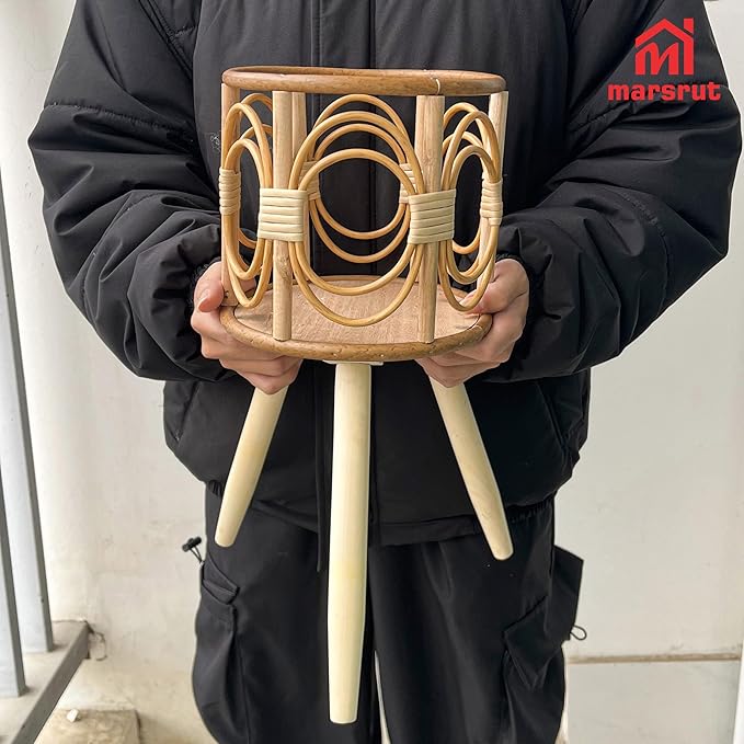 Rattan Plant Stand, Wicker Plants Baskets Indoor, Small, Cute Handmade Woven Wooden Planter with Legs, Boho Style Hollow Flowers Display Rack Straw Standing Floor Stool Shelf for Pot Holder Outdoor Decorations