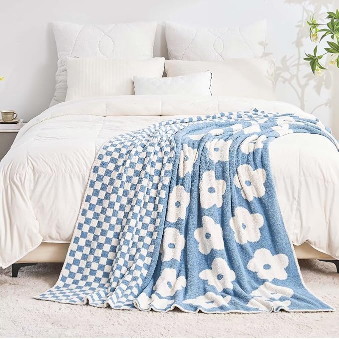 Checkered Throw Blanket, Dusty Blue Super Soft Knit Breathable Throw Blanket, Cozy Fluffy Reversible Checkerboard Flower Fuzzy Blanket for Couch Sofa Bed Living Room Decor 60 x 80 Inch
