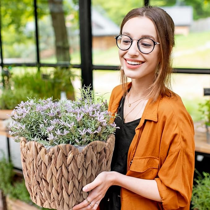 4 Pack Scalloped Wicker Plant Basket Water Hyacinth Plant Baskets Hand Woven Flower Pots Storage Containers with Plastic Liners for Indoor Outdoor Decoration, 10.2, 8.7, 7.5, 6 Inch(Untrim)