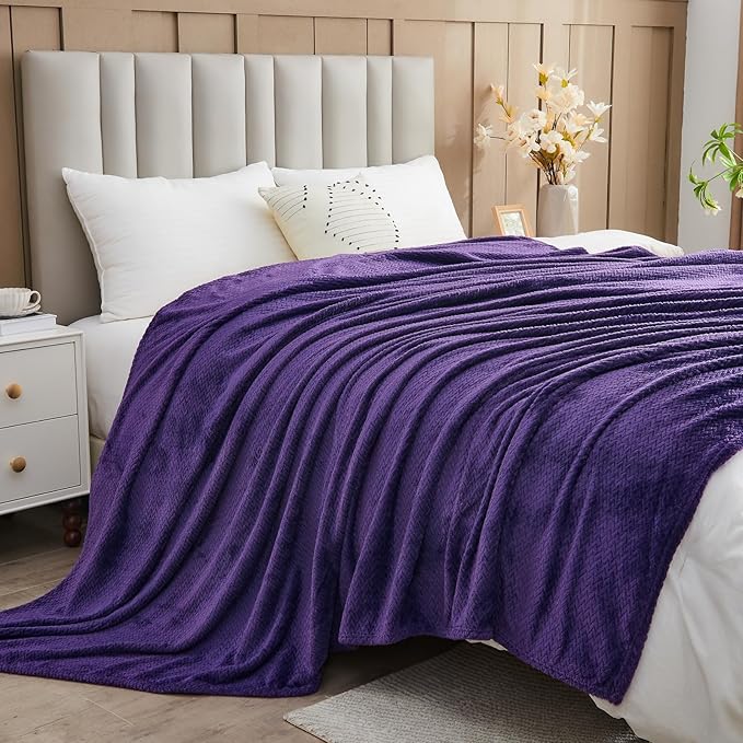 NEWCOSPLAY Super Soft Throw Blanket Dark Purple Premium Silky Flannel Fleece Leaves Pattern Lightweight Bed Blanket All Season Use (Dark Purple, Throw(50"x60"))