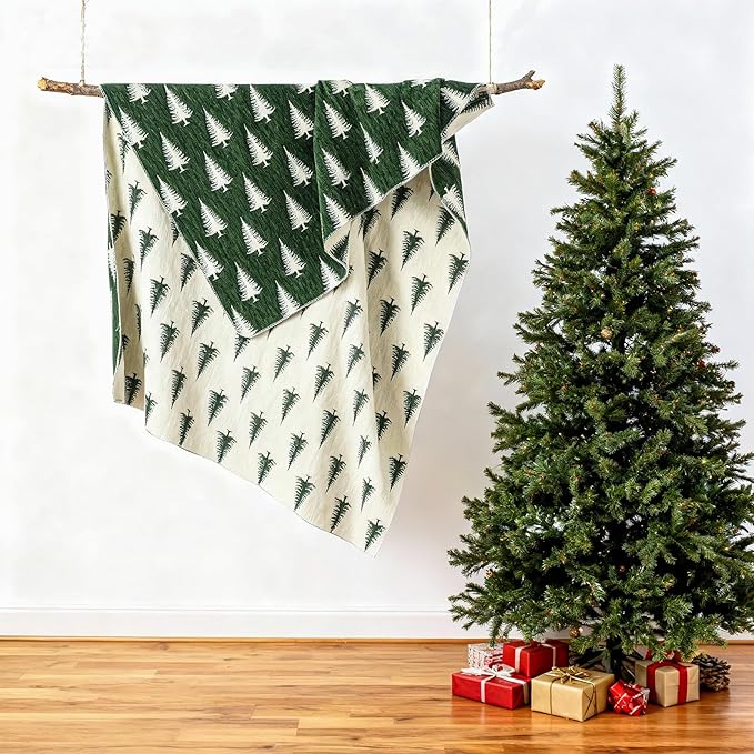 Floral Chenille Throw Blanket 50 x 60'' Farmhouse Vintage Boho Flower Blanket Soft Throw for Couch Bed Sofa Chair Living Room Outdoor Woven Decorative Home Gift(Brown)(Christmas Tree,Green)