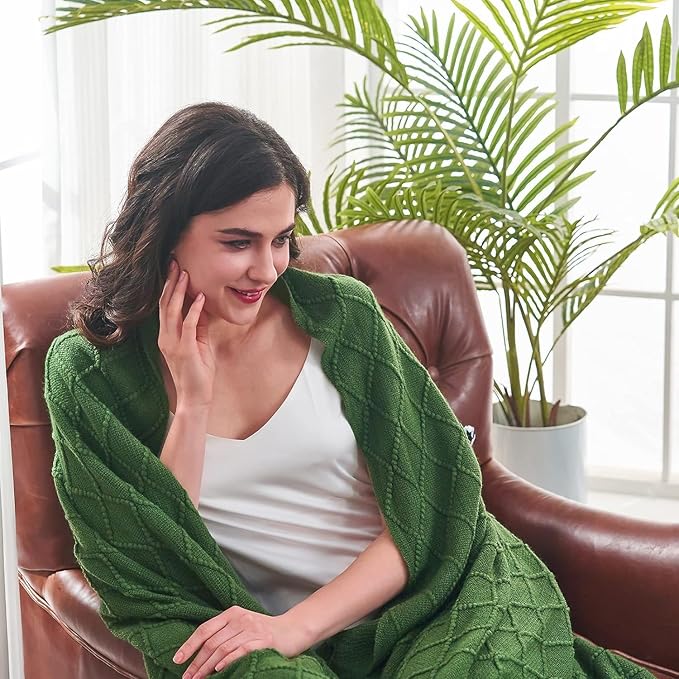 inhand Green Knitted Throw Blanket for Couch and Bed, St. Patrick’s Day Lucky Spring Gifts Throw for Her or Him, Soft Farmhouse Woven Blanket with Tassel, Lightweight Decorative, 50"x60"