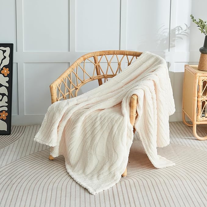 lifein Throw Blanket for Couch-Cream Wave Boho Throw Blanket, Soft Fleece Plush Lightweight Blankets&Throws for Woman, Fuzzy Decorative Blankets for Livingroom Bed Sofa Chair(50x60in,Cream)