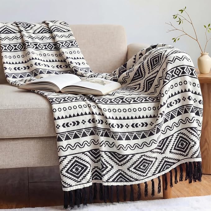 CASAAGUSTO Boho Throw Blanket - Black and White Decorative Blankets with Tassel, Printed Flannel Bohemian Blanket for Chair, Bed, Sofa, Couch(60 * 80, Black and White)