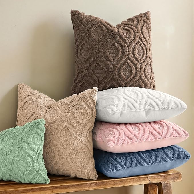 decorUhome Cozy Textured Throw Pillow Covers 20x20 Inch Set of 2, Soft Plush Faux Wool Brown Accent Couch Pillow Covers for Modern Farmhouse Sofa Bed Living Room
