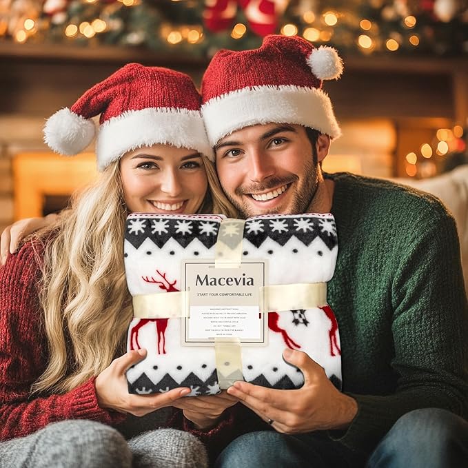 MACEVIA Christmas Throw Blanket for Couch, Holiday Christmas Reindeer Snowflakes Flannel Fleece Blanket, Soft, Cozy, Plush, Warm Winter Cabin Throw Decor, (Red Reindeer, 50x60inches)
