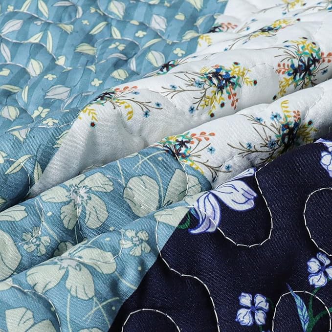 Exclusivo Mezcla 50"x 60" Quilted Throw Blanket- Microfiber Quilt Throw with Boho Patchwork Pattern, Reversible Blue Versatile Lap Quilt for All Seasons, Lightweight Throws for Bed/Couch/Sofa