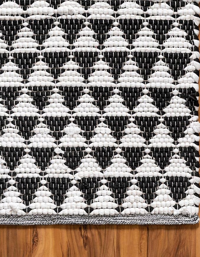 Unique Loom Chindi Jute Collection Area Rug (1' 2" x 10' Table Runner, White Black)
