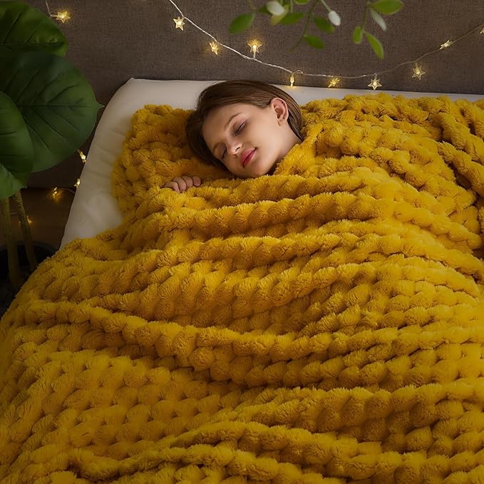NEWCOSPLAY Super Soft King Blanket Mustard Yellow Premium Silky Flannel Fleece 3D Clouds Stylish Jacquard Lightweight Bed Blanket All Season Use 350GSM (Mustard Yellow, King(90"x110"))