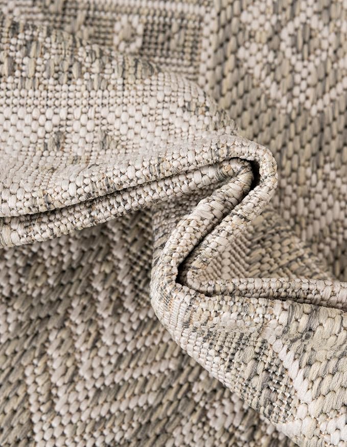 Rugs.com Outdoor Aztec Collection Rug – 13 Ft Round Light Gray Flatweave-Pile Rug Perfect for Kitchens, Dining Rooms