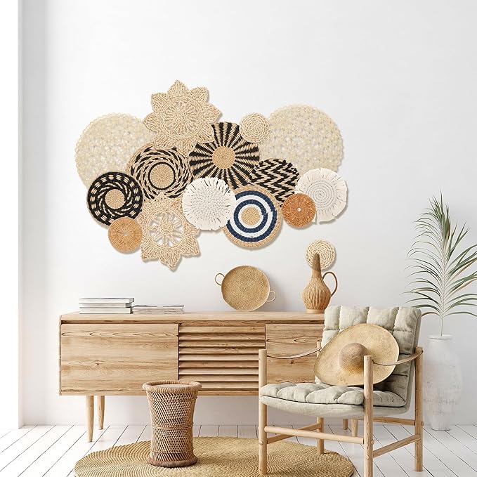 HJJWNDDNG 15 Pack Boho Wall Basket Decor Set, Hanging Woven Seagrass Rattan Wicker Boho Wall Decor, Round Farmhouse Wall Hanging Baskets Rustic Flat Wall Art for Living Room Bedroom Kitchen (Style 7)