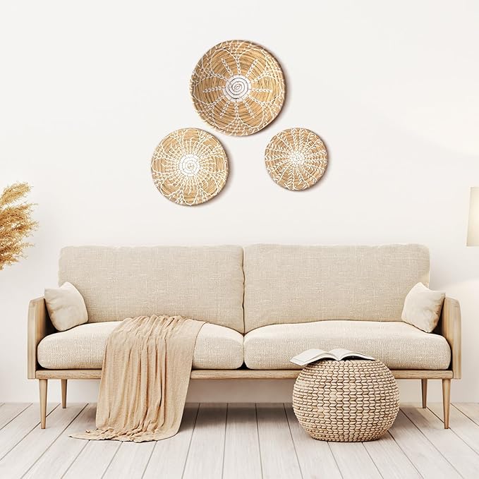 Glenmal 3 Pcs Boho Wall Basket Decor Decorative Bulrush Woven Basket Wall Decor Art Farmhouse Handmade Hanging Baskets with African Design for Living Room Display Table Settings Kitchen Home(Bright)