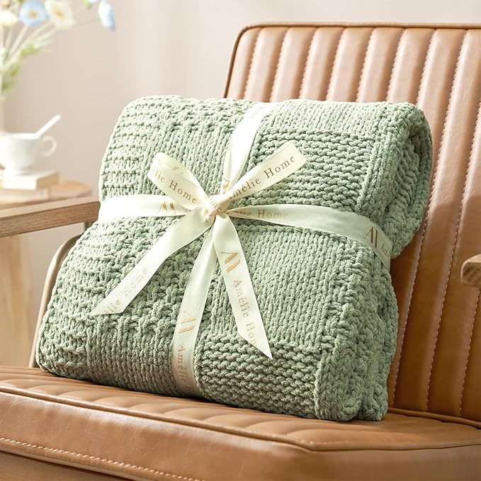Amélie Home Checkered Chenille Knit Throw Blanket for Couch, Classic Texture Decorative Soft Blanket for Sofa, Chair & Bedroom, 50"x60", Sage Green