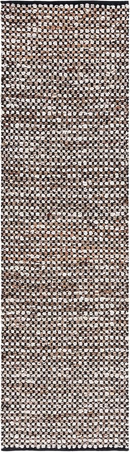 SAFAVIEH Natura Collection Runner Rug - 6' Runner, Black & Ivory, Transitional Design, Ideal for High Traffic Areas in Hallway, Bathroom & Kitchen (NAT349Z-26)