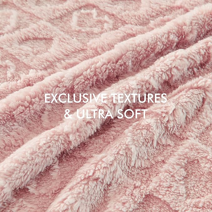 lifein Throw Blanket for Couch-Pink Heart Boho Throw Blanket, Soft Fleece Plush Lightweight Blankets&Throws for Woman, Fuzzy Decorative Blankets for Livingroom Bed Sofa Chair(50x60in,Pink)