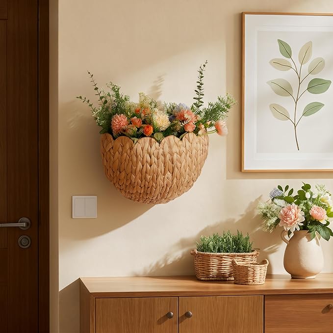 Wicker wall Basket, Scalloped Wall Basket Natural Water Hyacinth, Hanging Baskets for Organizing and Decor, Woven Storage Baskets for Door Mounted Entryway Flower Mail Plant Nursery