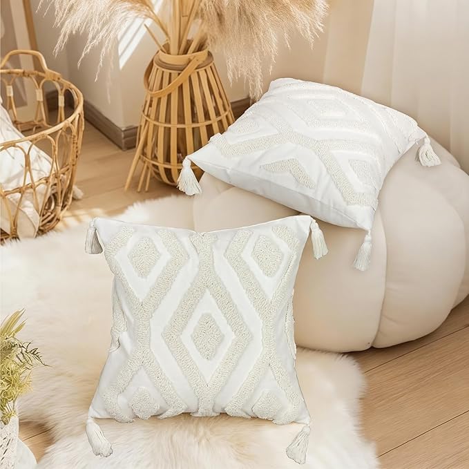 Boho Throw Pillow Covers 18x18 Inch with Tassels, White Tufted Square Bohemian Decorative Pillow Covers Set of 1, Farmhouse Woven Cushion Cases for Couch Sofa Bed Living Room Home Decor