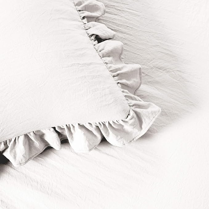 Lush Decor Ruffle Skirt Bedspread Set - 3-Piece Luxurious Farmhouse Bedding - Elegant Ruffle Detail - Timeless Style - Soft Lightweight Sheets - Full, White