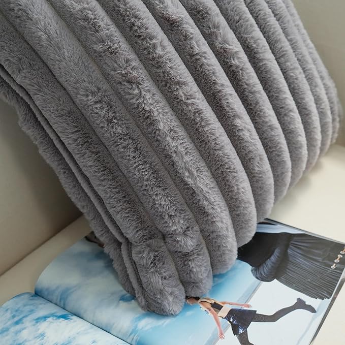 JOJUSIS Pack of 2 Faux Fur Plush Decorative Throw Pillow Covers Couch Cushion Case Soft Pillowcases (Grey, 24 x 24-Inch)