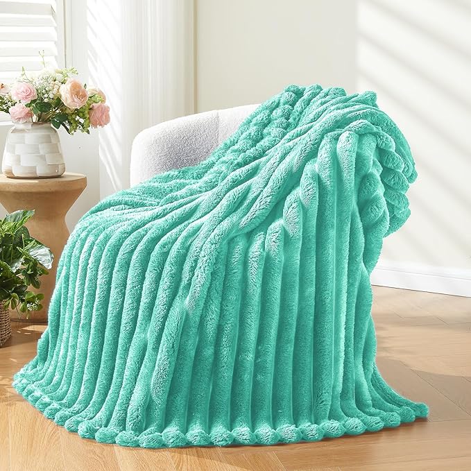 NEWCOSPLAY Super Soft Queen Blanket Aqua Premium Silky Flannel Fleece 3D Ribbed Jacquard Lightweight Bed Blanket All Season Use (Aqua Ribbed, Queen(90"x90"))