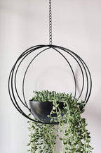 Boho Black Metal Plant Hanger,Metal Geometric Hanging Planter, Modern Planter, Mid Century Air Plant Holder Stand, Minimalist Planter for Indoor Outdoor Home Wedding Decor