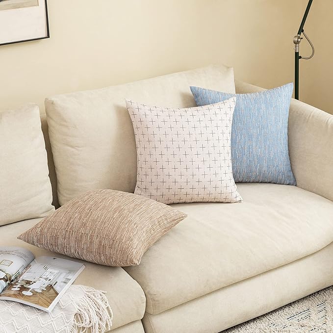 MIULEE Pack of 2 Decorative Burlap Linen Christmas Throw Pillow Covers Modern Farmhouse Pillowcases Rustic Woven Textured Cushion Cover for Sofa Couch Bed 16x16 Inch Beige