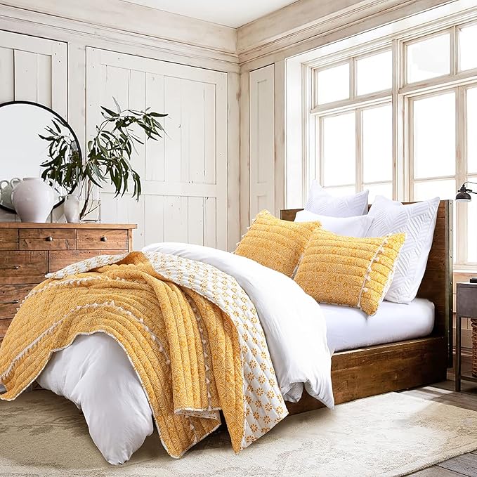 HORIMOTE HOME Boho Style Yellow Twin Quilt Set with Tassle, Soft and Lightweight Bedspread for All Season, Twin Size Bed Coverlet with 1 Matching Pillow Sham (2 Pieces)
