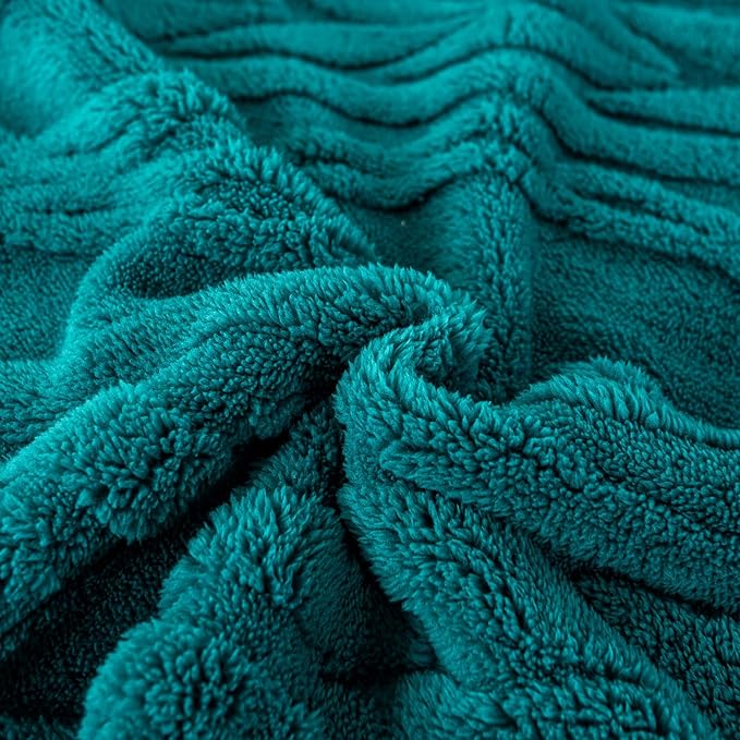 YUSOKI Sherpa Large Throw Blanket Single Layer,Light Weight(1.7lb),370GMS-3D Stylish Design for Gift Home Decor (Teal,50"x65")