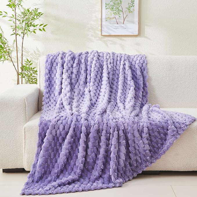 NEWCOSPLAY Super Soft Throw Blanket Lavender Premium Silky Flannel Fleece 3D Clouds Stylish Jacquard Lightweight Bed Blanket All Season Use 350GSM (Lavender, Throw(50"x60"))