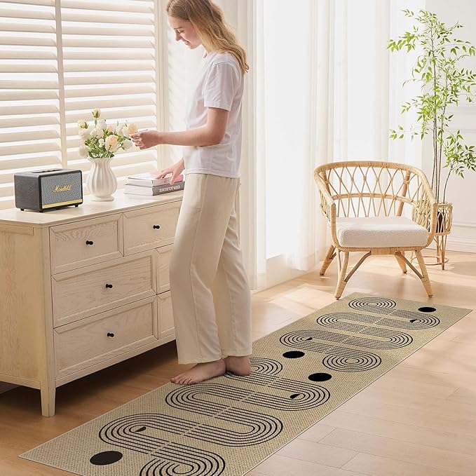 Kitchen Runner Rugs for Hallway, 2x6 Washable Farmhouse Non Slip Outdoor Runners Rug for Bedroom Porch Laundry Bathroom Geometric Brown
