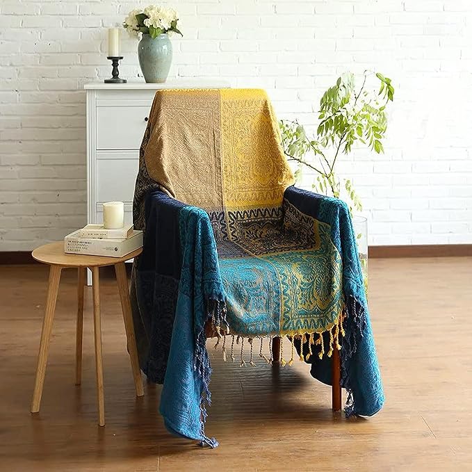 Bohemian Throw Blanket for Couch，Colorful Chenille Tassels Boho Woven Hippie Bed Blankets for Couch Sofa Chair Recliner Loveseat, Bohemian Fringe Tassels Decor Home (60" x 76")