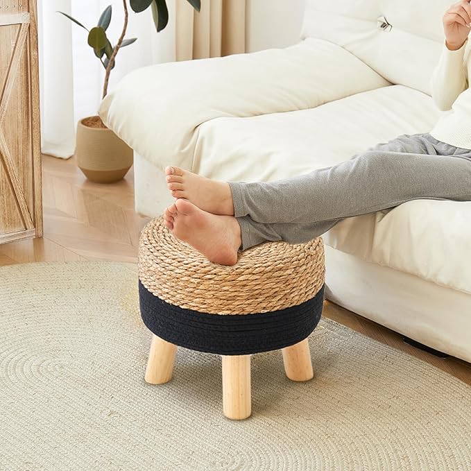 Round Ottoman Natural Seagrass Footstool, Foot Stool with 4 Wood Legs, Hand Woven Round Footstool, Sofa Stool, Multifunctional Modern Dressing Stool, Sofa Side Table for Bedroom (Black)