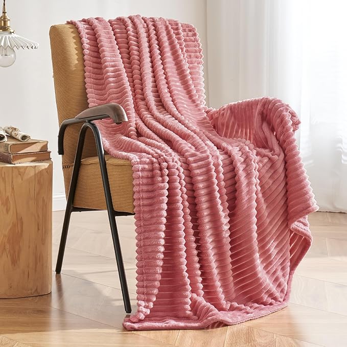 MIULEE Valentines Pink Throw Blanket 3D Ribbed Jacquard Fleece Flannel Velvet Plush Decorative Bed Blanket (Throw, 50" x 60") - Super Soft, Lightweight, Warm and Cozy for Couch Sofa Home Decor