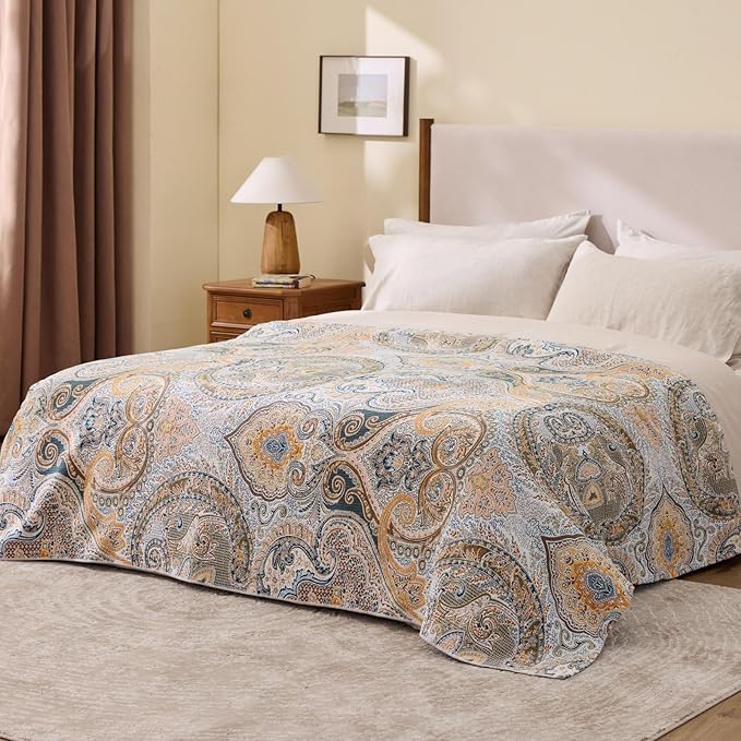 100% Cotton Boho Throw Blanket for Home Decor – Classic Farmhouse Quilt Bedding, Muslin Blankets for Adults, Vintage Woven Decorative Blanket for Couch, Bed Layering Use, Paisley Pattern, 104"x90"