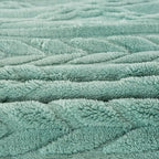 YUSOKI Twin XL Blanket Single Layer,Weight(3.1lb),370GMS-3D Stylish Design for Gift Home Decor (Light Green,65"x90")