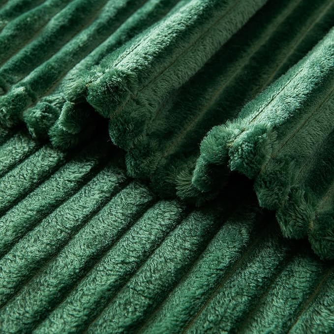 MIULEE Fleece Throw Blanket for Couch 300GSM Super Soft Lightweight Plush Striped Throws, Dark Green Warm Cozy Breathable Ribbed Blanket for Bed/Sofa, Twin Size 60"x80"