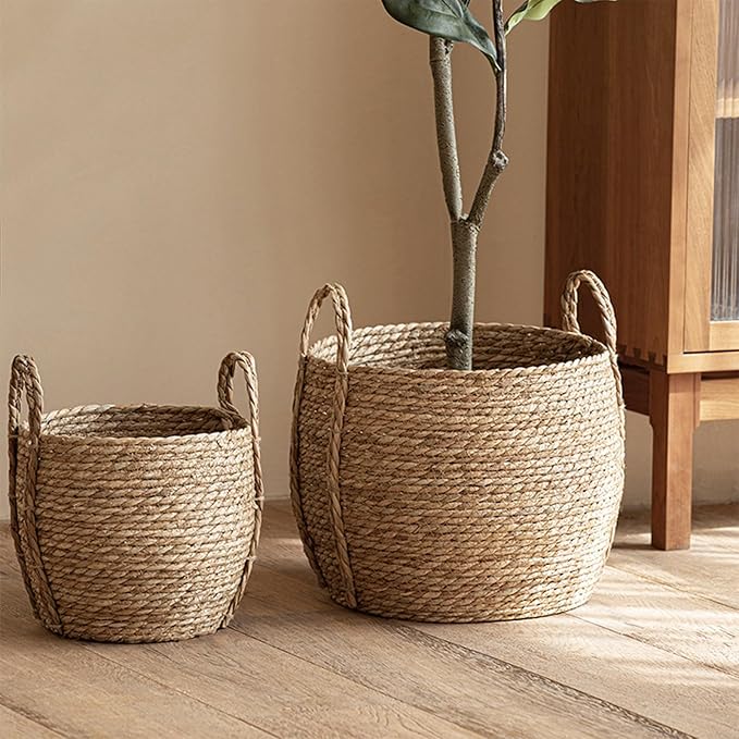 Woven Plant Basket, Wicker Basket for Plants, Handwoven Round Baskets, Garden Pots for Indoor, Small Boho Storage Bin Organizer, Rustic Baskets for Plants and Home Decor