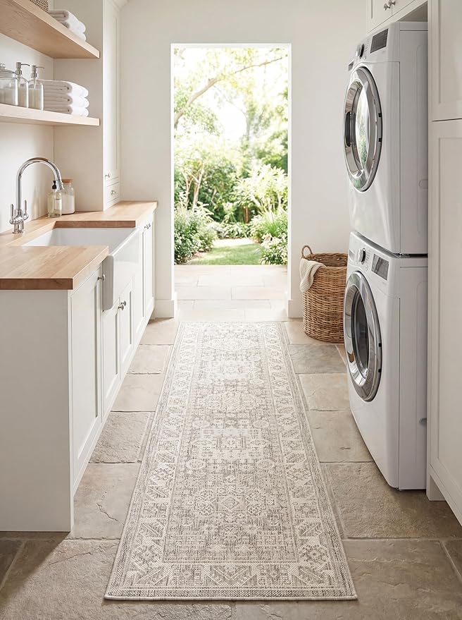Rugs.com Outdoor Aztec Collection Rug – 8 Ft Runner Light Gray Flatweave Rug Perfect for Hallways, Entryways