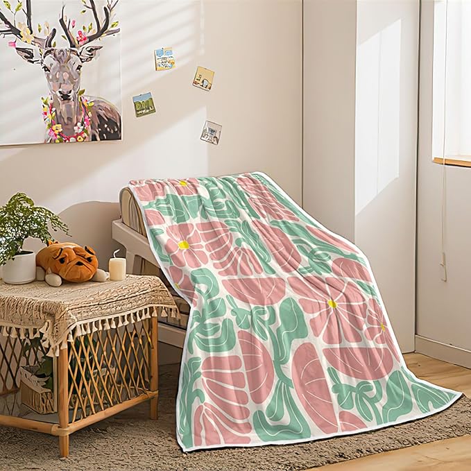 Boho Abstract Colorful Floral Throw Blanket, Vintage Retro Patchwork Pink Green Flower Botanical Geometric Aesthetic Groovy Flannel Throw Blanket for Chair Bed Sofa Couch, 50X60IN