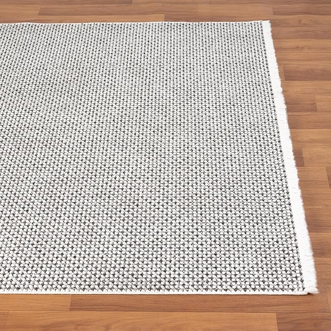 LUXE WEAVERS Solid Machine Woven White Dark Gray 5x7 Area Rug, Indoor Stain-Resistant Carpet