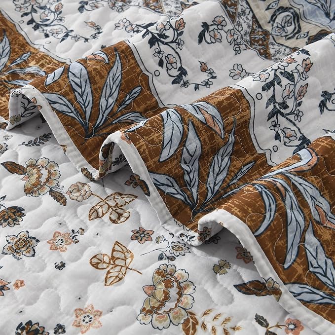 Boho Style Twin Size Quilt Set Mocha Brown Bohemian Floral Strip Quilt Beddding Set, Soft and Lightweight Bedspread for All Season,XL Twin Bed Coverlet with 1 Matching Pillow Sham (2 Pieces)