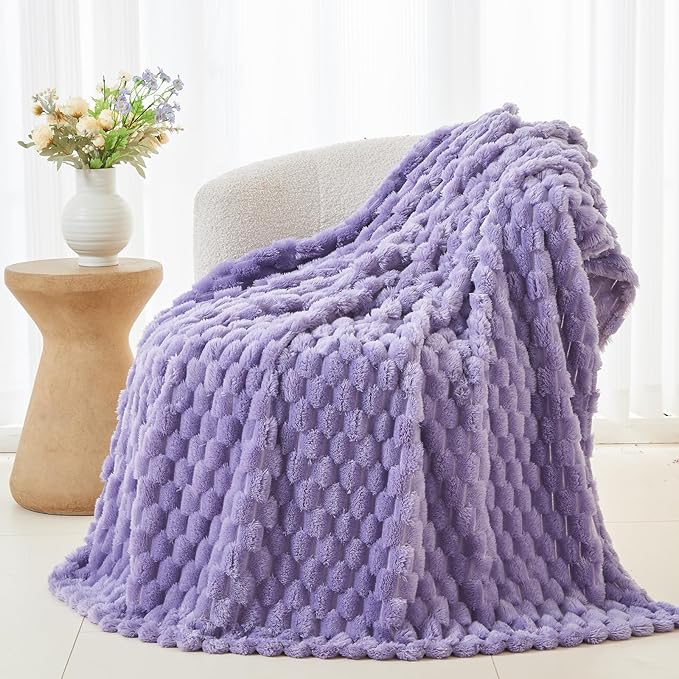 NEWCOSPLAY Super Soft Throw Blanket Lavender Premium Silky Flannel Fleece 3D Clouds Stylish Jacquard Lightweight Bed Blanket All Season Use 350GSM (Lavender, Throw(50"x60"))