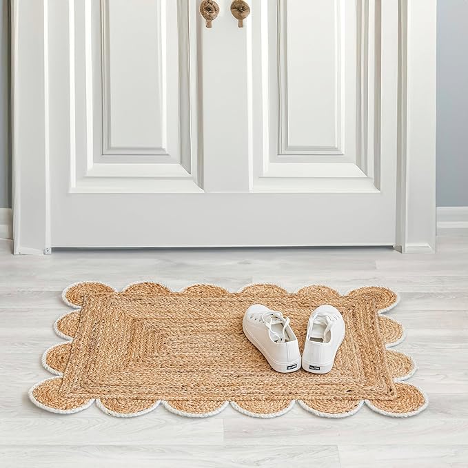 Scalloped Natural Jute Area Rug, Off White Trim, 2'x3'