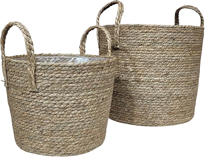 Set of 2 Woven Seagrass Planter Baskets with Handles – Handwoven Plant & Flower Pots for Indoor or Outdoor Use, Natural Straw Storage Baskets for Laundry Room, Living Room & Home Decor