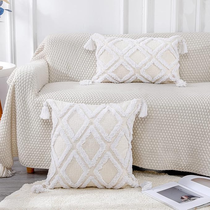 PANOD Super Soft Farmhouse Decorative Plush Throw Pillow Covers 18 x 18 White,Solid Diamond Pattern Tufted with Tassels Modern Accent Boho Square Cushion Cover Pillow Case for Couch Sofa