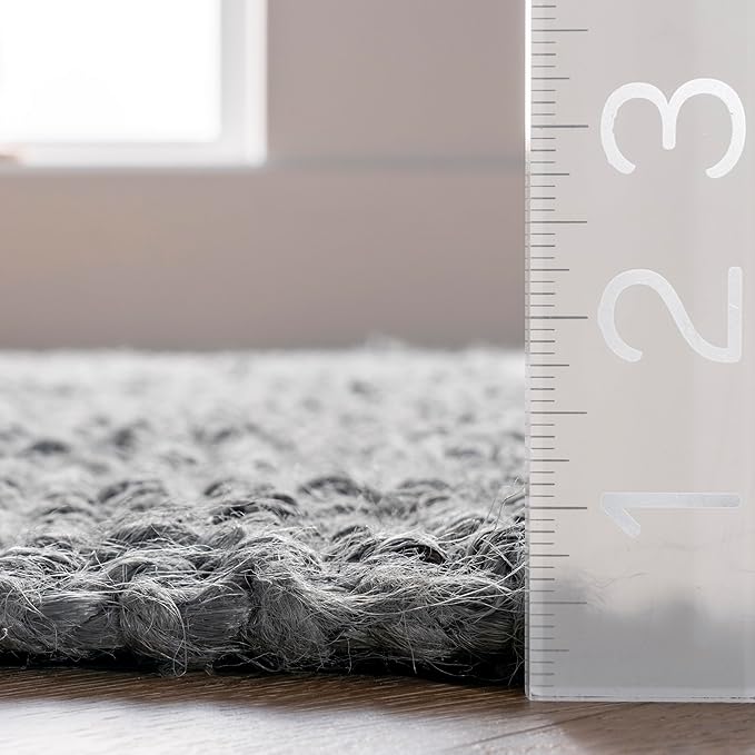 Nuloom Daniela Grey, 5' x 7'6", Handmade, Jute, Tassel, Soft and Textured, High Traffic, Stain Resistant, Easy Clean, Durable Area Rug for Bedroom, Living Room, Dining Space, Foyer, Entryway