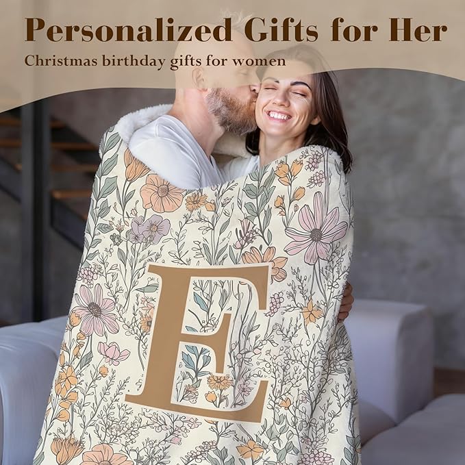 JXREQ Throw Blanket Initial Letter E Personalized Monogrammed Gifts for Women Teen Girls Frends, Boho Floral Throw Blankets for Bed Sofa Living Room Office, 50x60 Inch
