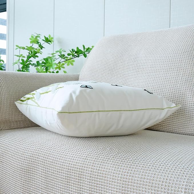 vctops Farmhouse Pampas Grass Cotton Tufted Throw Pillow Cover Boho Embroidery Pillowcase Soft Square Cushion Case for Sofa Couch Bed Chair (Light Green,18"x18")